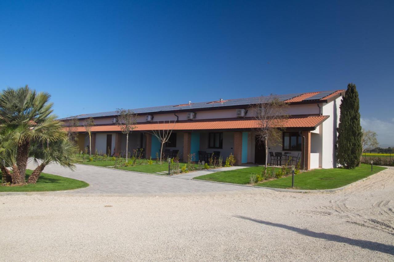 Delfino Tuscany Resort Marina di Cecina Bagian luar foto