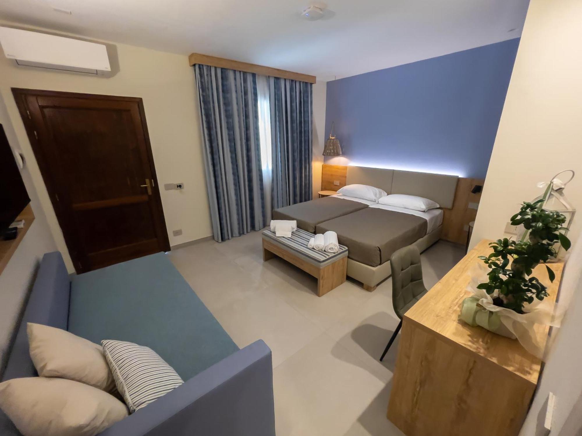 Delfino Tuscany Resort Marina di Cecina Bagian luar foto