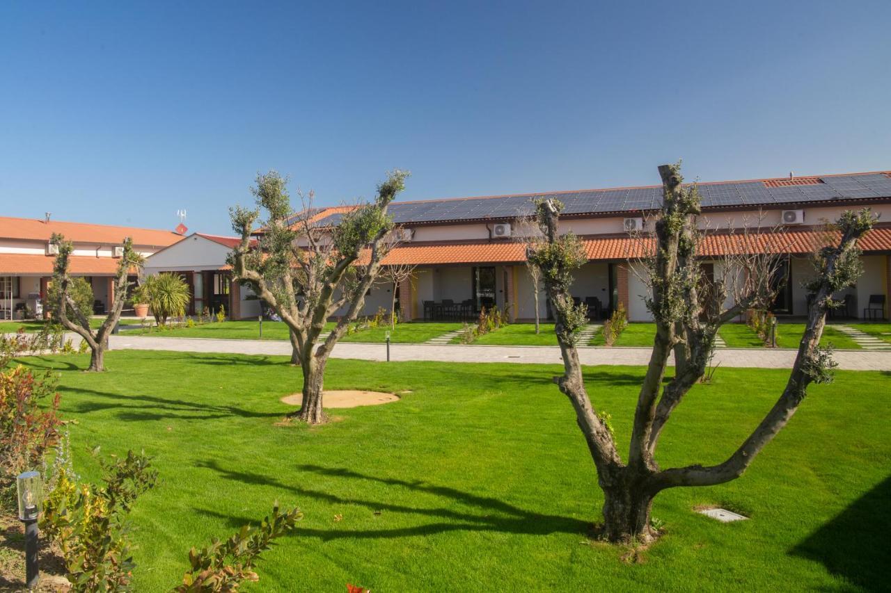 Delfino Tuscany Resort Marina di Cecina Bagian luar foto