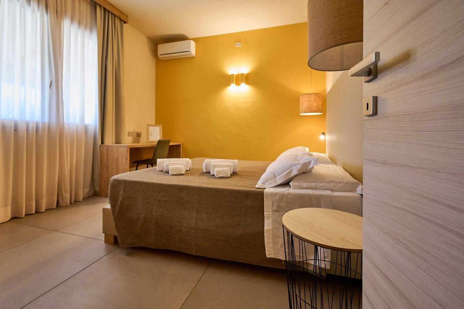 Delfino Tuscany Resort Marina di Cecina Bagian luar foto
